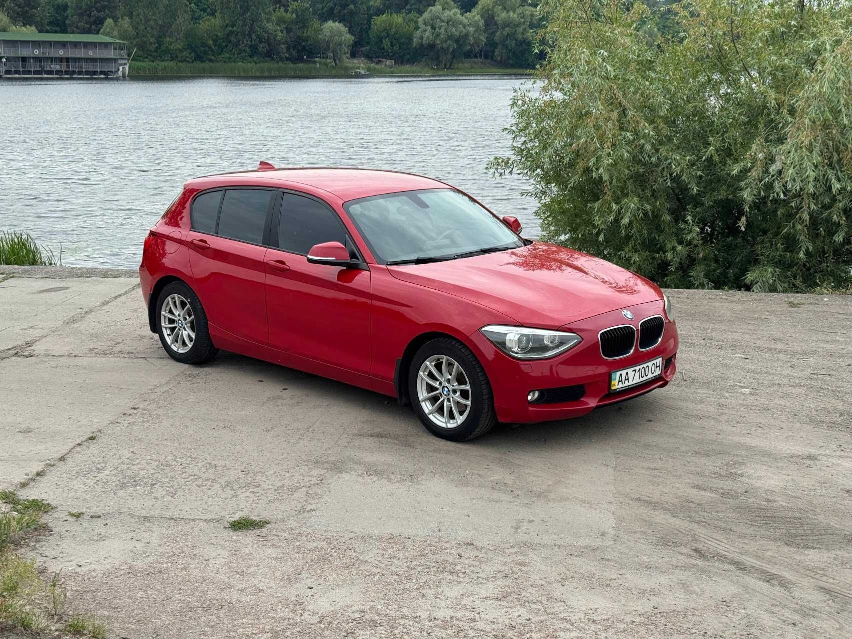 BMW 116i 8ст-автомат 123т км 2012р з салону