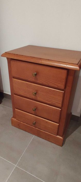 Mesa de cabeceira/ Escritório