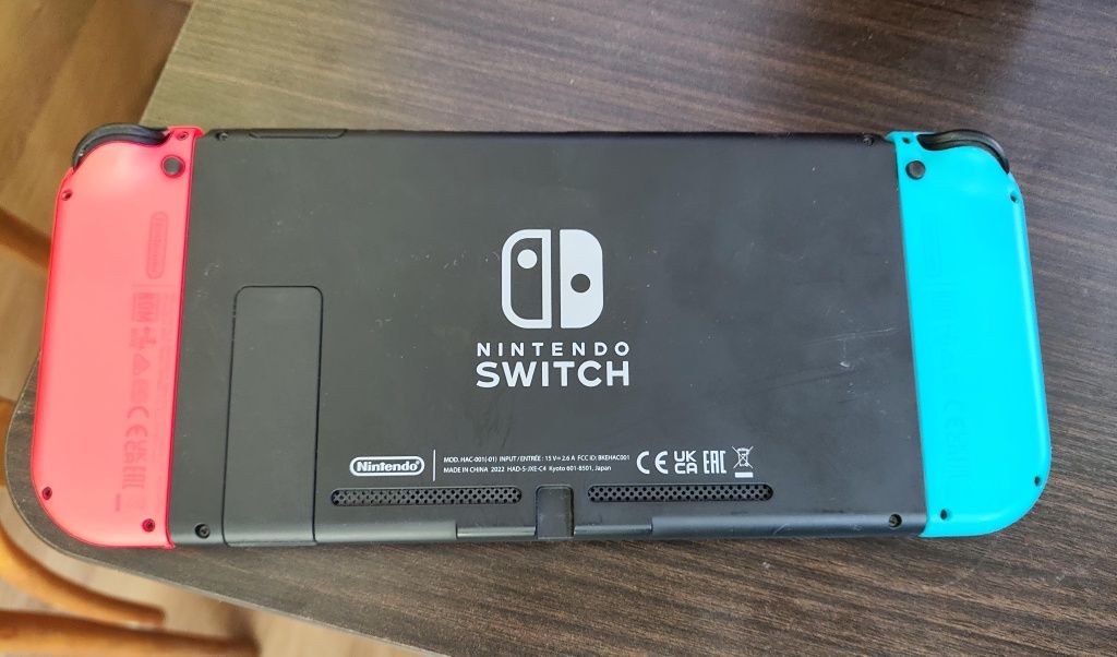 konsola Nintendo Switch V2 5 lat gwarancji