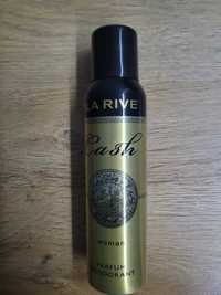La Rive Cash dezodorant spray to dezodorant dla kobiet 150 ml