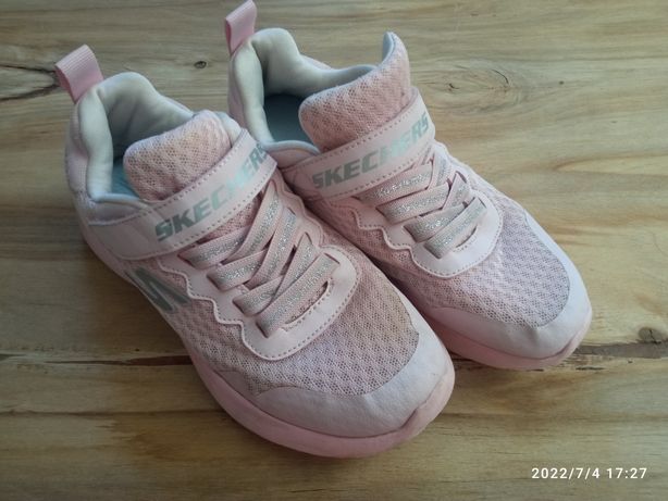 Кросівки рожеві дитячі