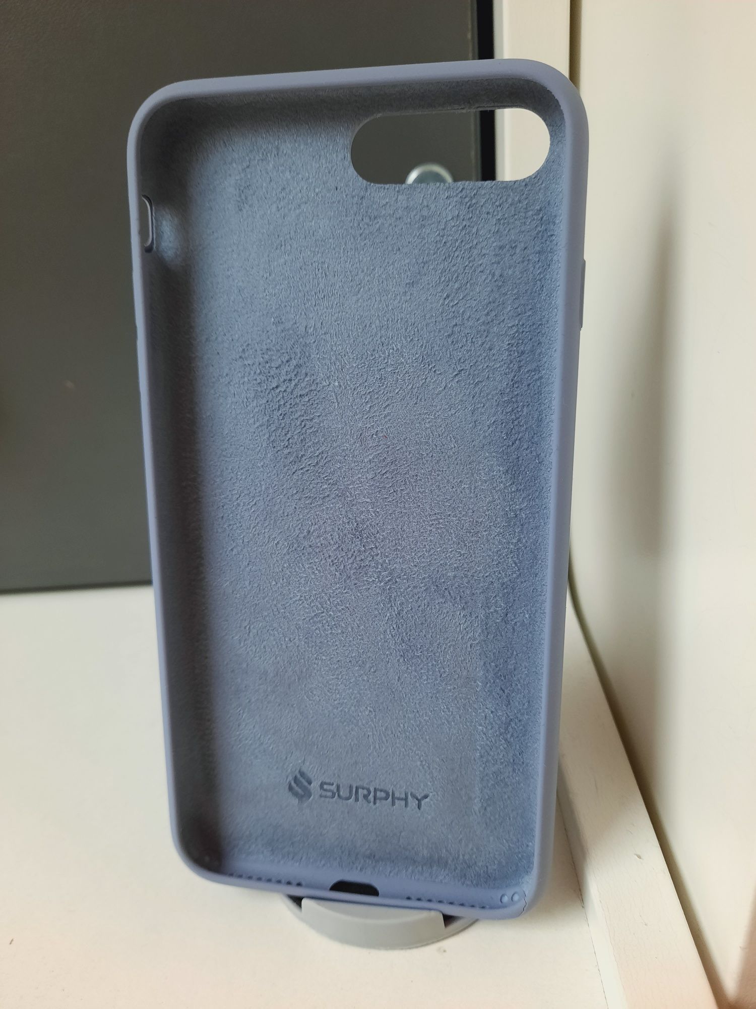 Etui na IPhone 7 8 plus silikonowy z mikrofibrą marka Surphy