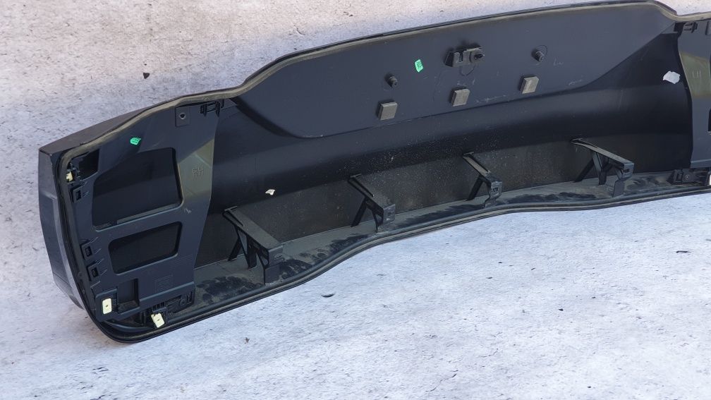 Osłona drzwi bagażnika Ford Mondeo Mk5 kombi 2019-, blenda