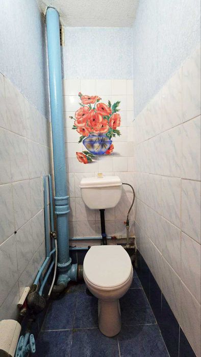 Продається 4-кімнатна квартира на вул. Земська, Сертифікат