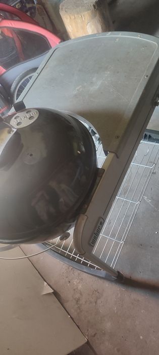 Duży grill Weber