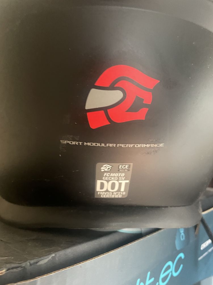 Vendo capacete FC-Moto