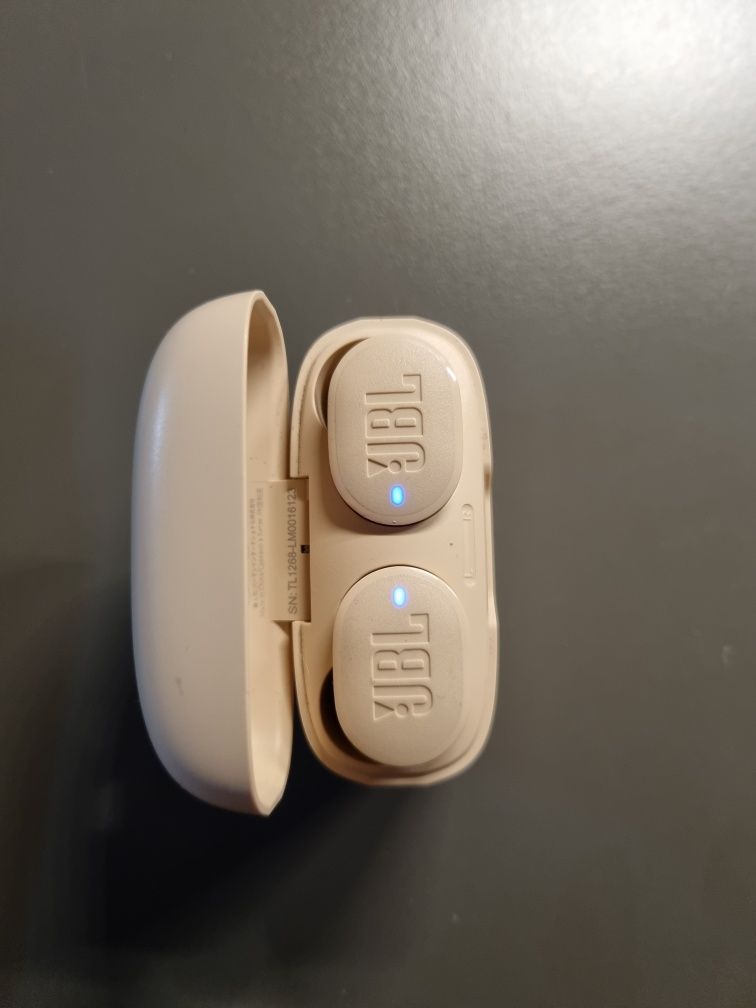 Słuchawki JBL Tune 130 NC TWS