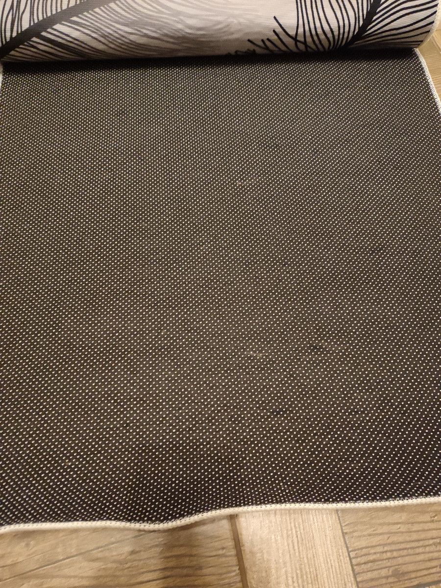Nowy szary dywan do pokoju 60x100 cm