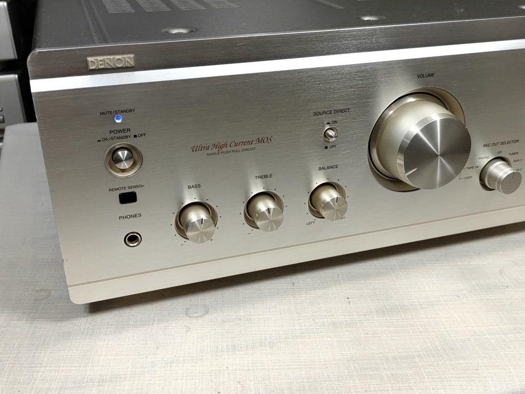Denon PMA-2000IVR Wysokiej klasy wzmacniacz stereo