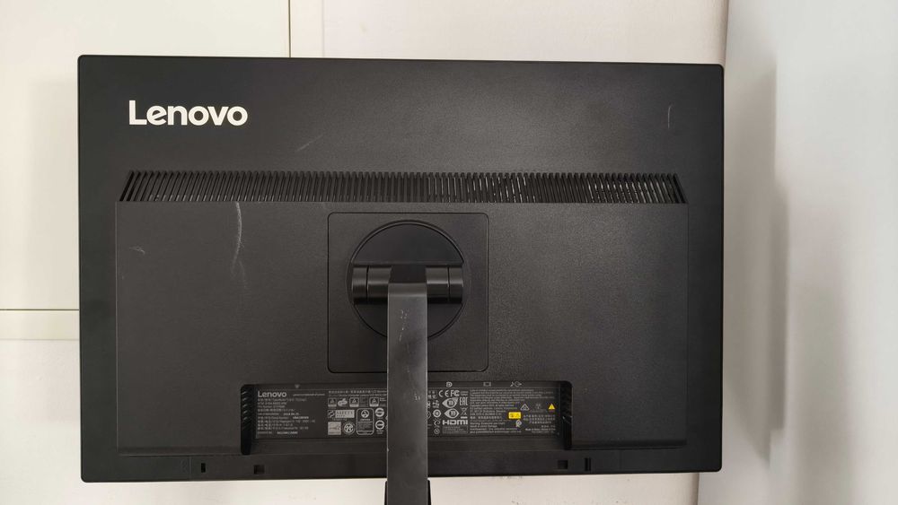 Monitor LED Lenovo T2254pc 22" 1680x1050 5ms PIVOT HDMI VGA DP faktura