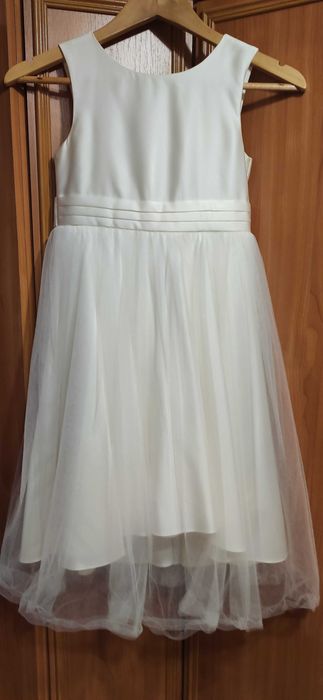 Продам платье и туфли для девочки