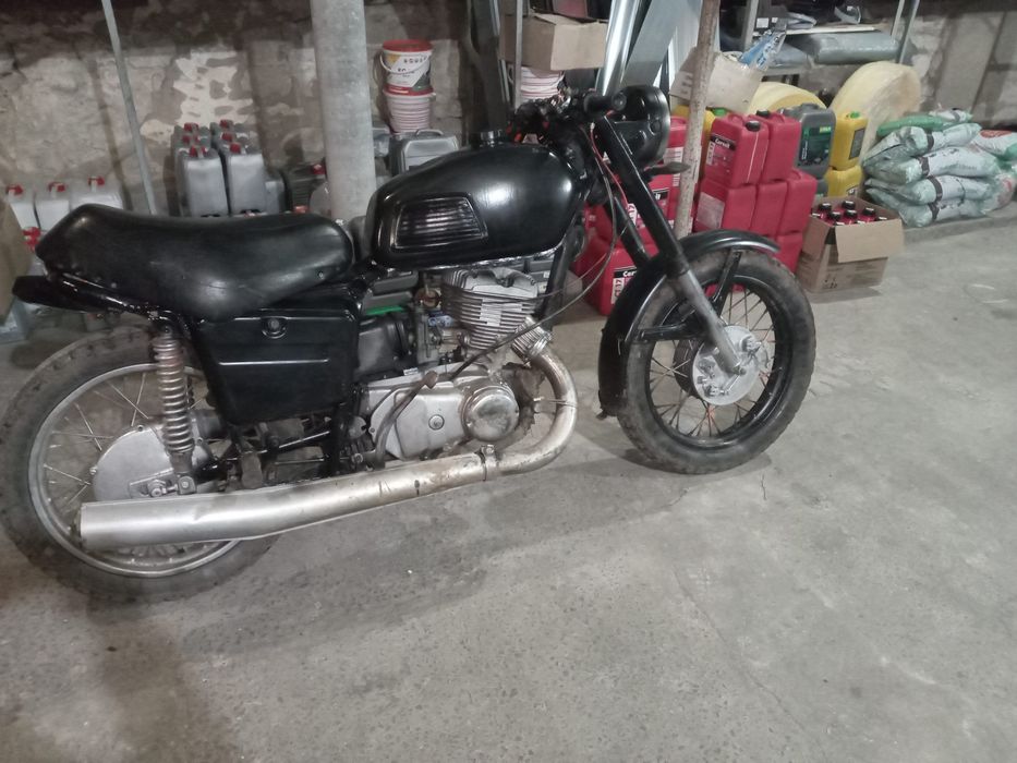 Продаю иж планета 5