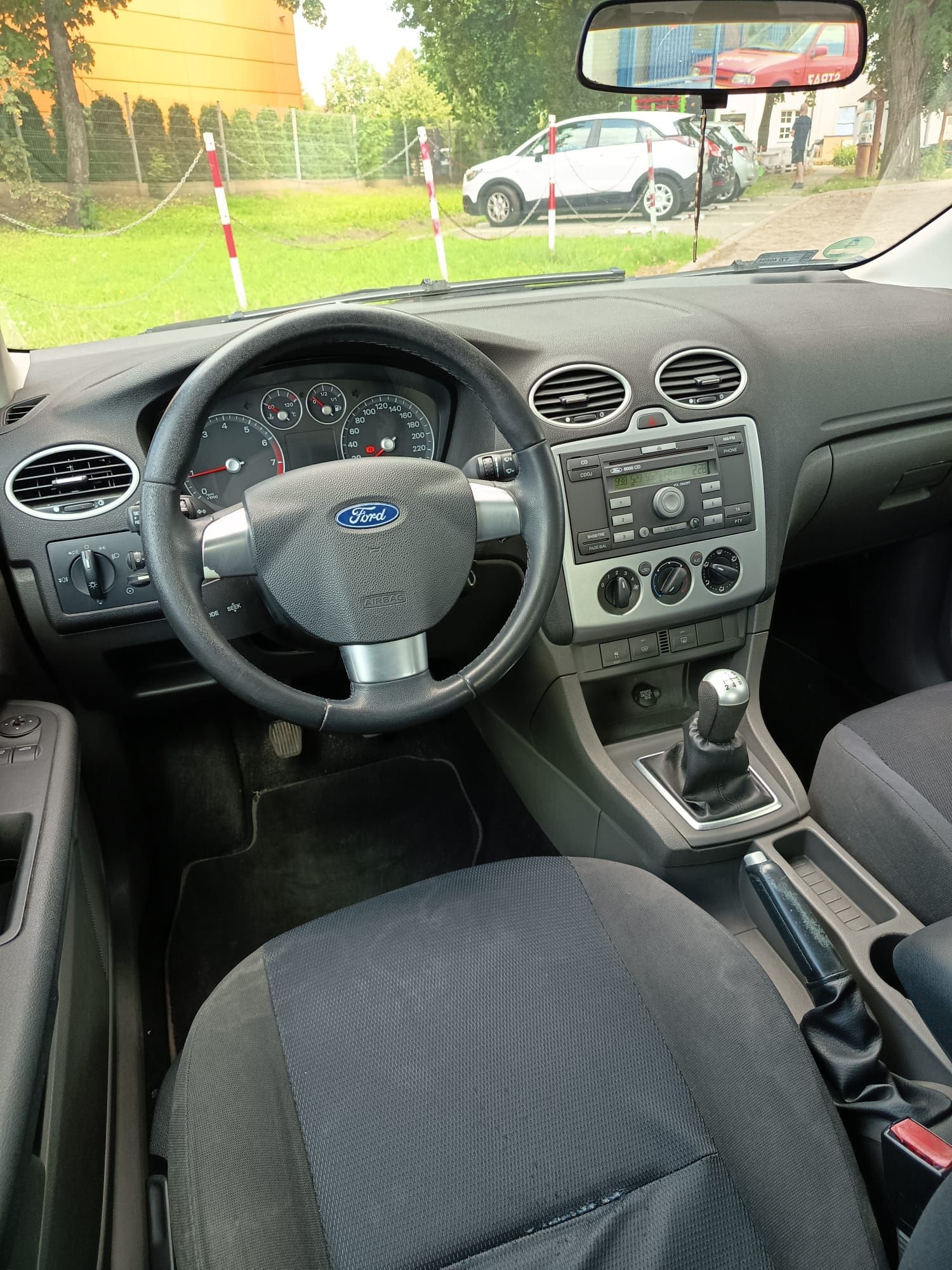 Ford Focus MK2 Hatchback 5drzwi  1.6 116KM Alu 17 Zarejestrowany