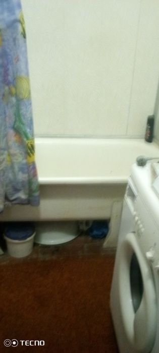 Комната Яворницткого р-н Цума