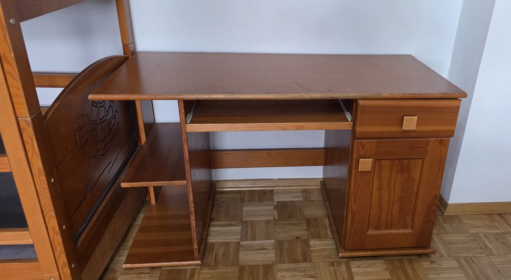 Sprzedam meble do pokoju dziecięcego.
