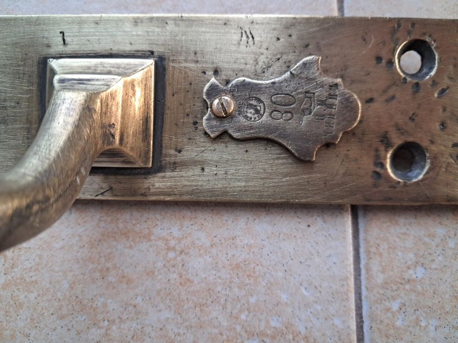 Старовинні латунні ручки