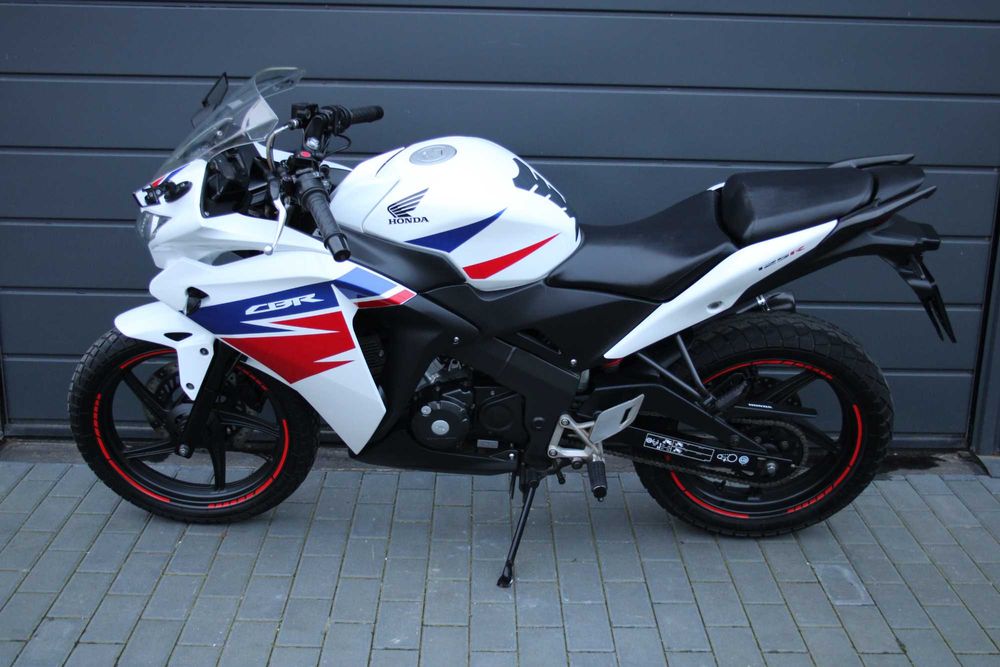 Honda CBR 125 JC50 2016r. * 17.256km * Z Holandii * A1 / B * RATY *