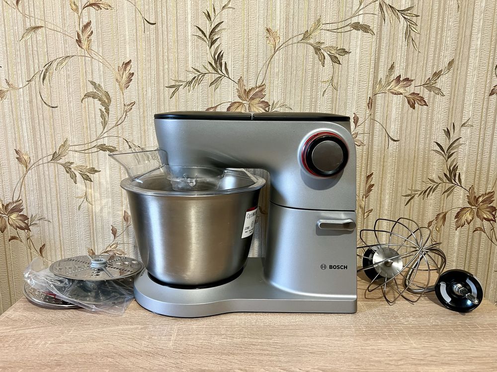 Кухонный комбайн Bosch MUM9D33S11
