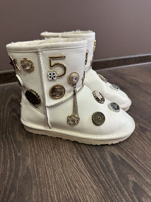 Уггі вінтаж аналог Jimmy choo