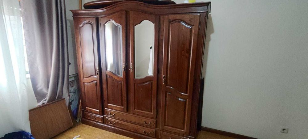 Quarto casal completo, madeira maciça