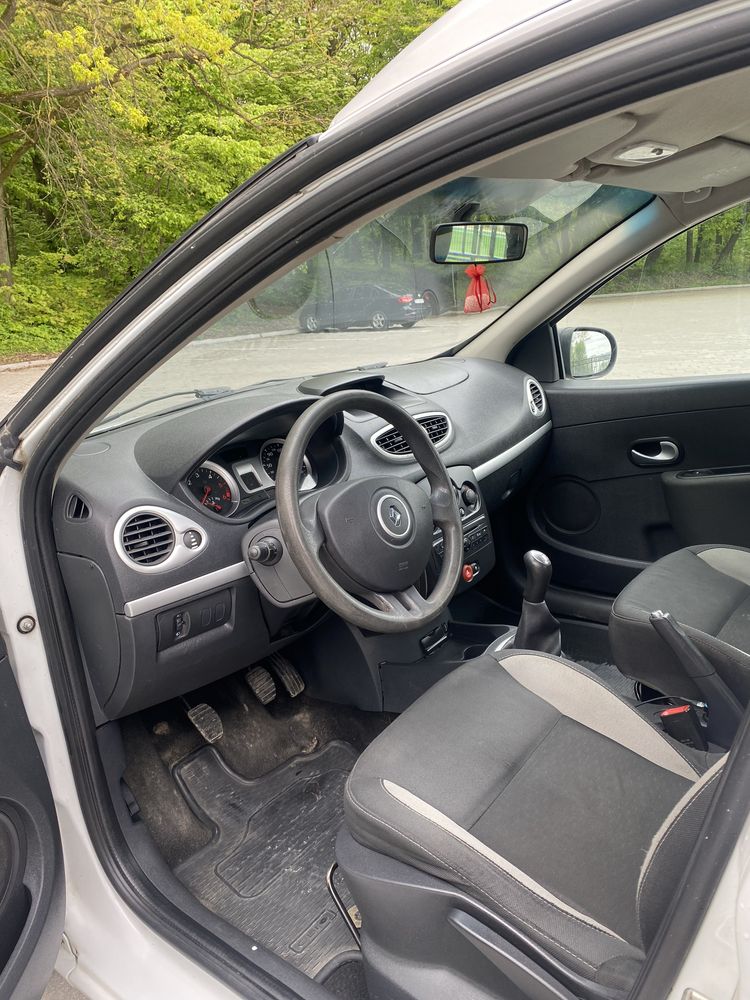 Renault clio 3, 1.5dci, 2011р