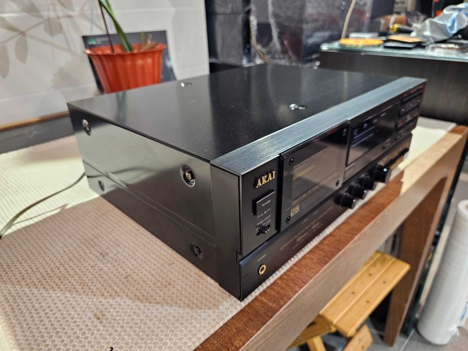 Касетна дека Akai GX-75 MK II (3 Head, HQ, Made in Japan)