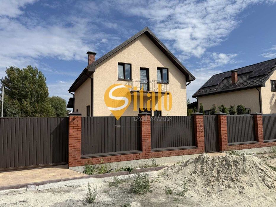 Двох поверховий будинок в центрі с. Гнідин Без %
