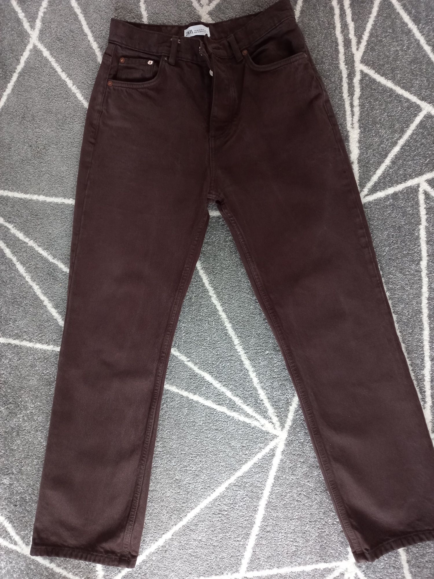 Zara, r.38 czekoladowe jeansy