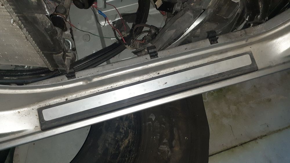 Material Renault Mégane II sedan