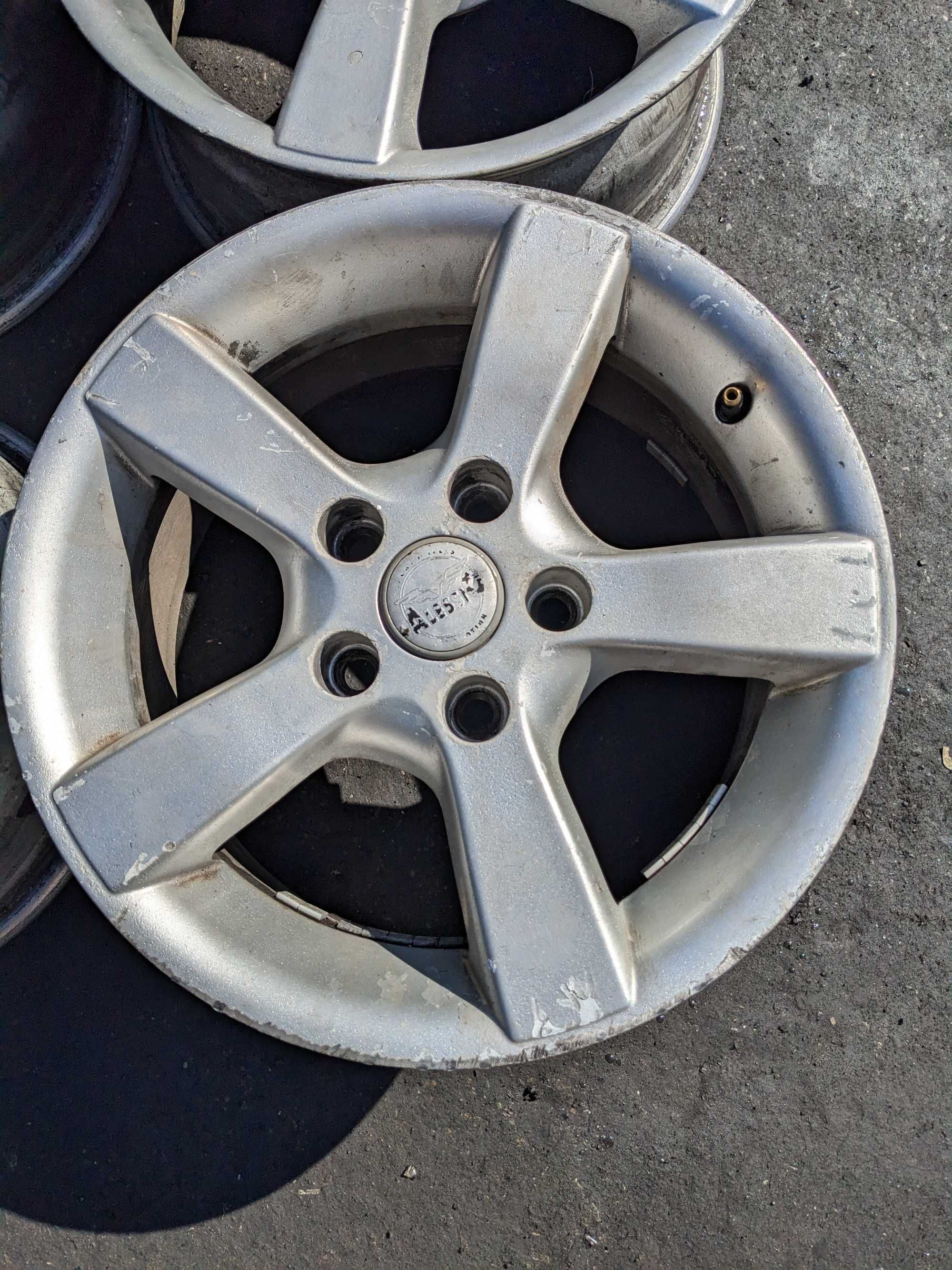 Felgi Aluminiowe Alu Alufelgi 5x110 15' 7J ET 38 Opel Saab