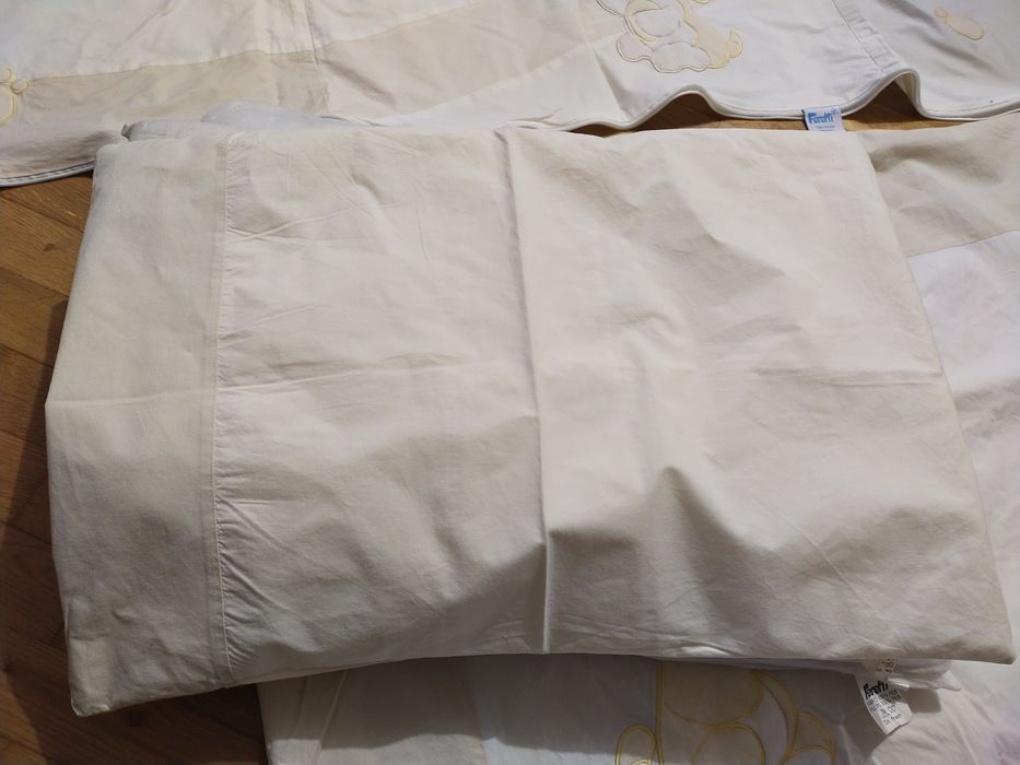 Pościel do łóżeczka Feratti