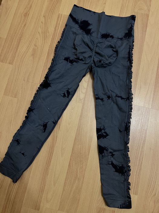 Лосини і топіки в зал