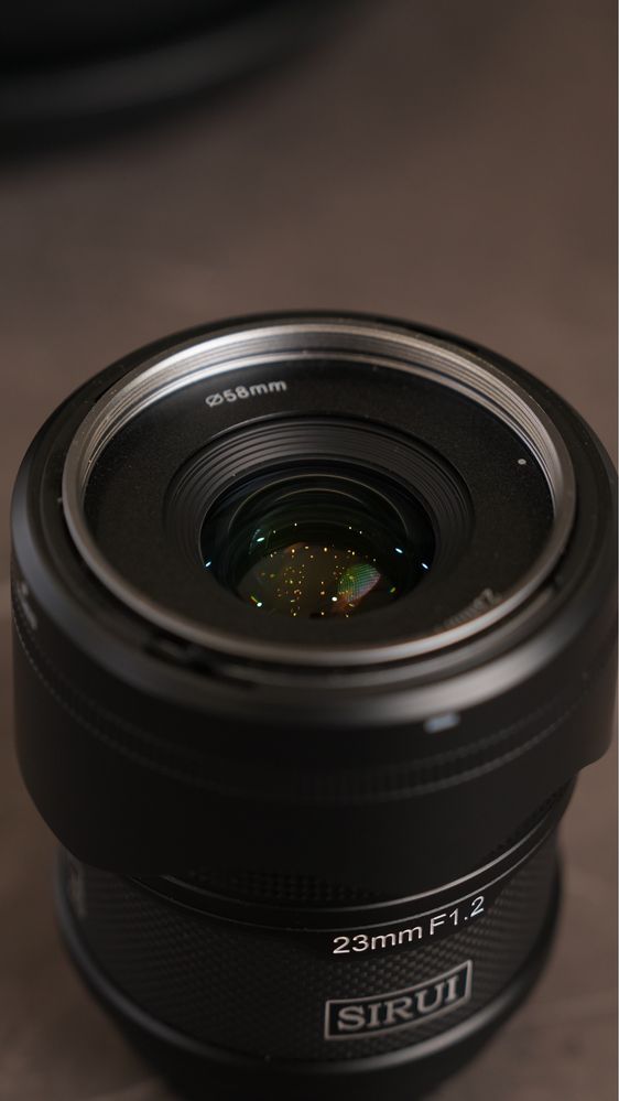 Продам обьєктиви Sirui 23mm і 56mm комплект для камери Sony