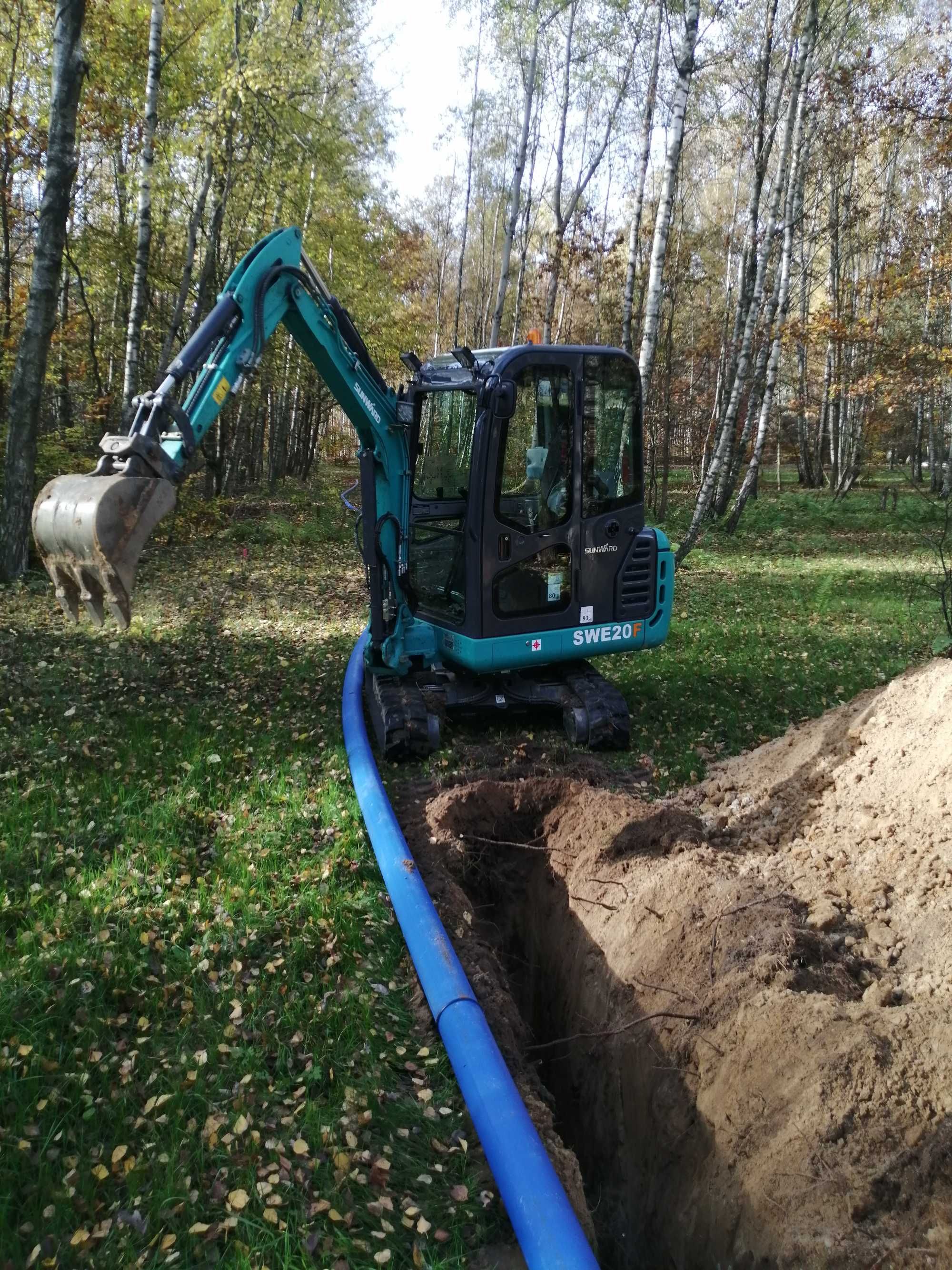 Usługi minikoparką,Prąd,Woda.Fundamęty,Podjazdy