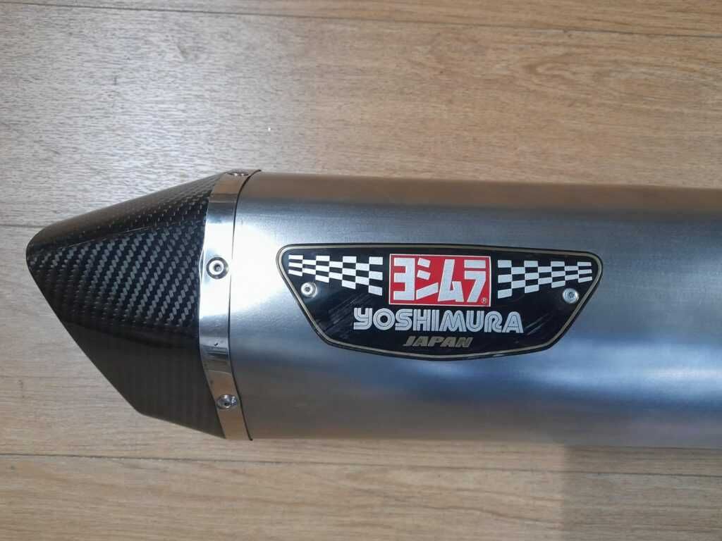 PONTEIRA ESCAPE YOSHIMURA COM TOPO EM CARBONO PARA SUZUKI GSX-R 1000CC