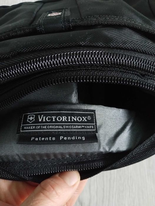 nerka, saszetka biodrowa, torba Victorinox