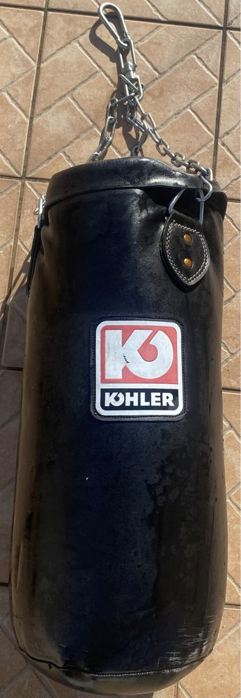 Saco de Boxe Kohler e Suporte de Parede