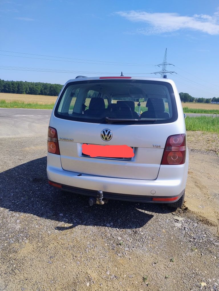 VW Touran 1.9 hak 7 osób