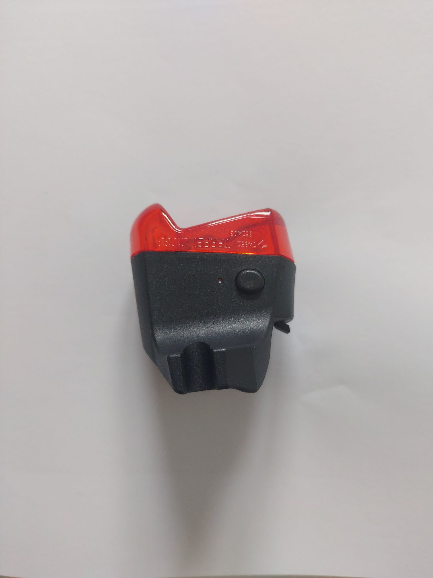 Lampka rowerowa tylna czerwona Elops RL510 na pręty siodła na USB bike