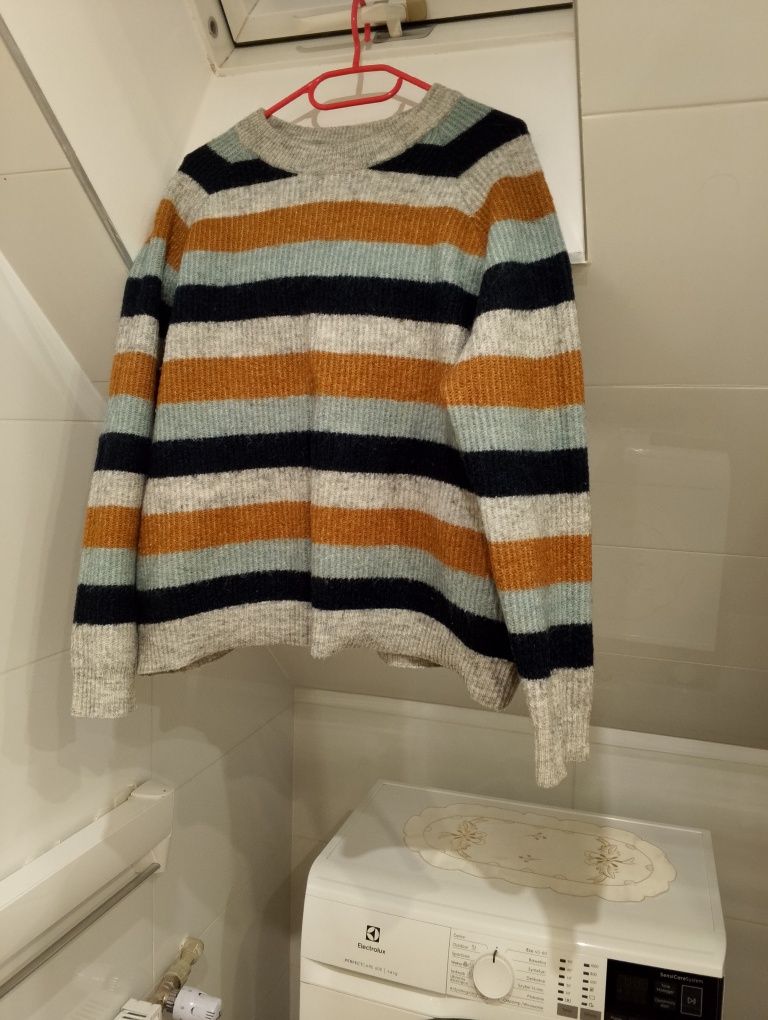Sweter z dobrym składem w paski wełna moher M L