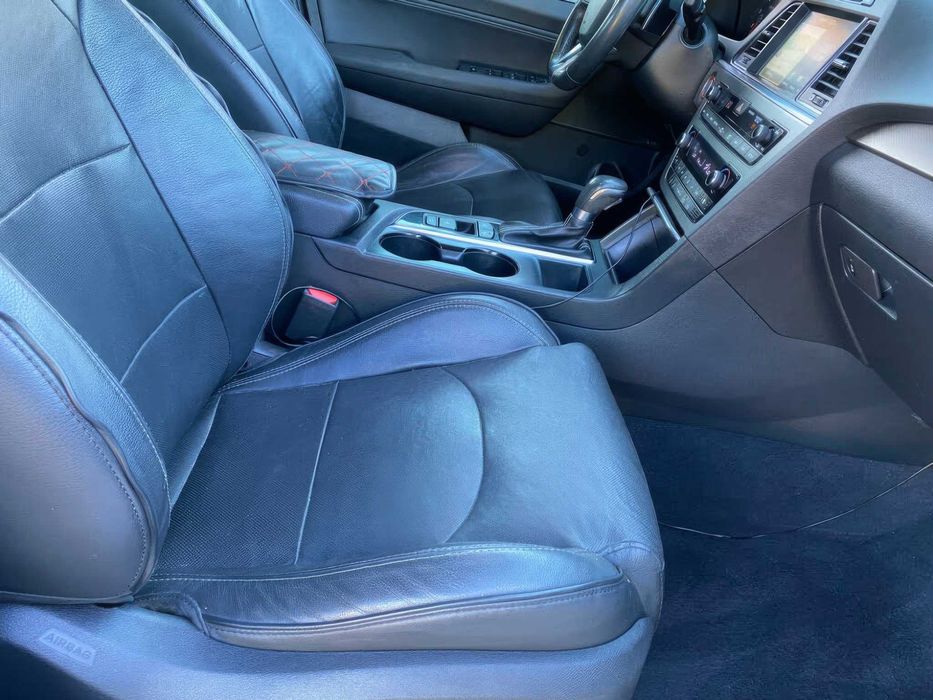 Hyundai Sonata Limited      2017