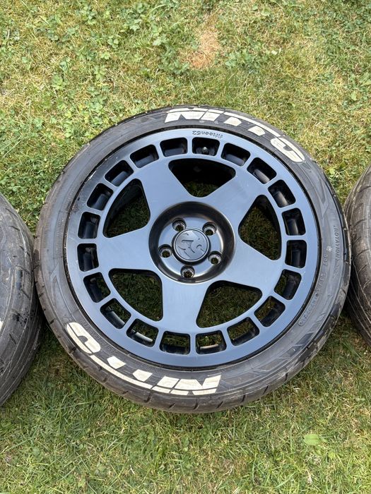 Felgi Fifteen 52 Turbomac 18” Asphalt Black + Opony Nitto NT5G2