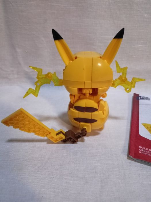 Mega klocki Pokemon - Pikachu