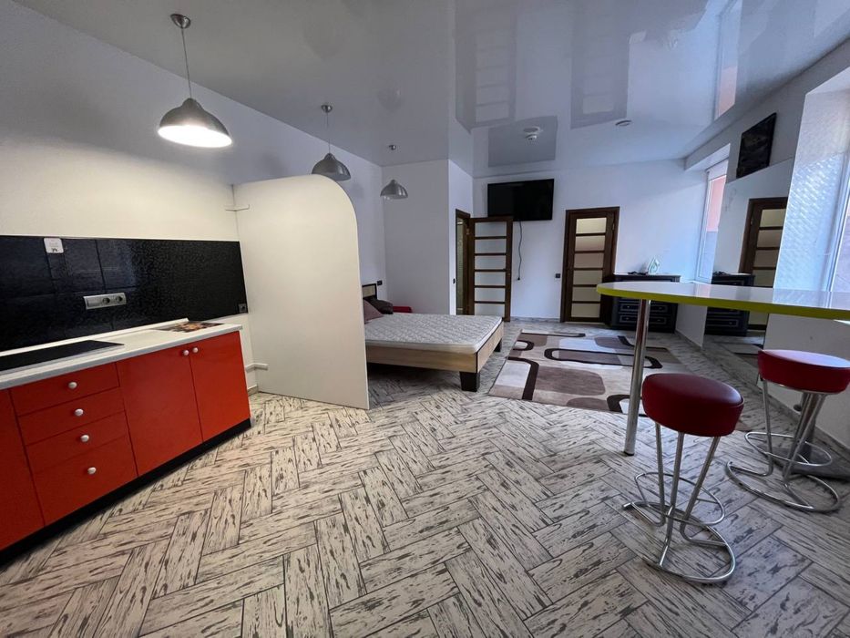 Здається в оренду квартира вул Березова