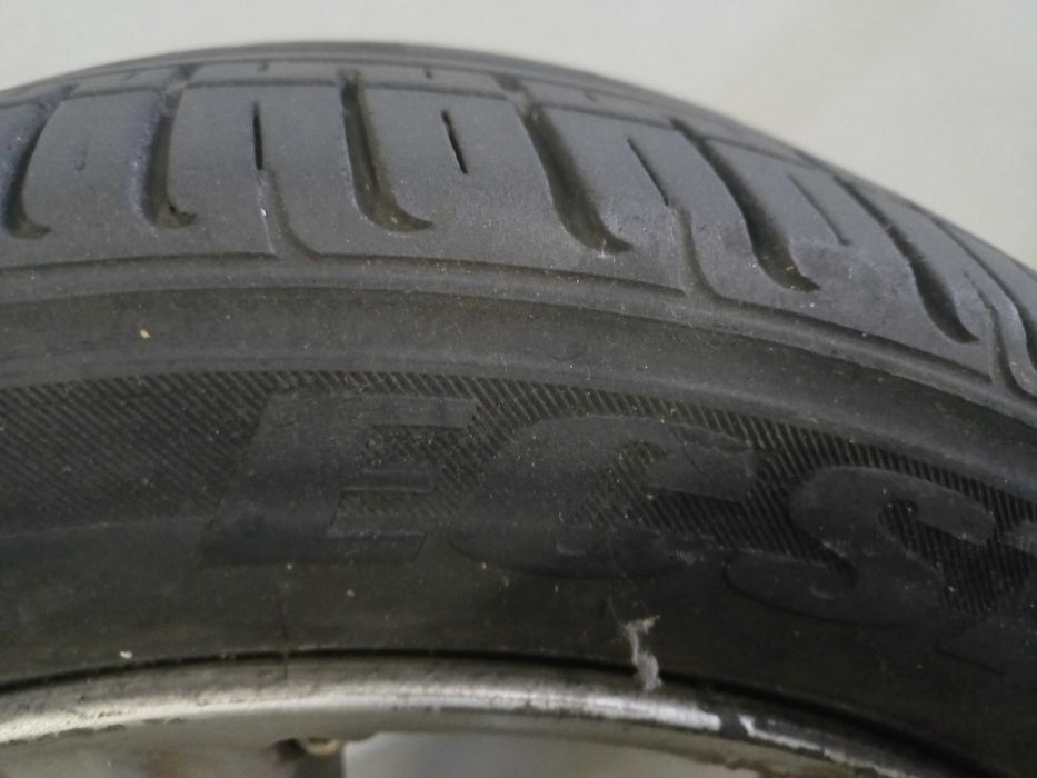 4 Jantes Momo c/ Pneus 195.50 R15