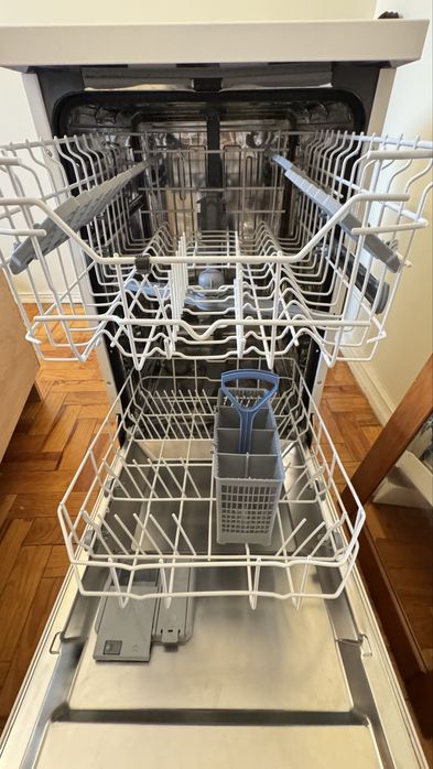 Lava loiça estimada