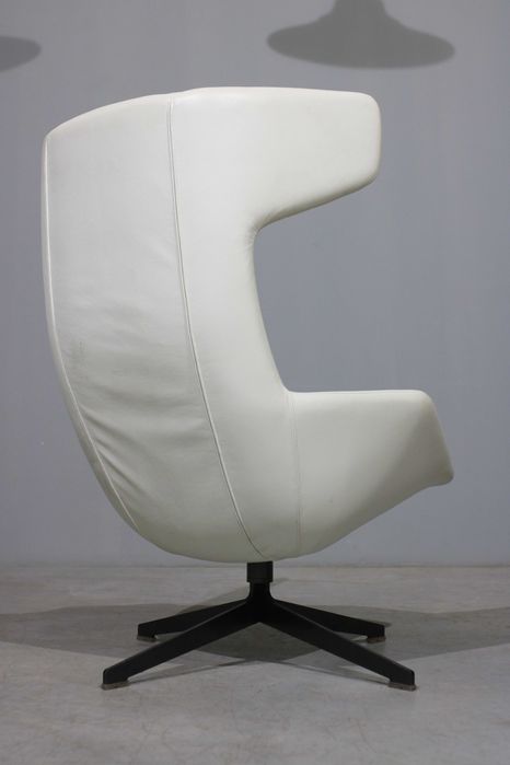 Poltrona Alfredo Haberli | Manifattura Italiana