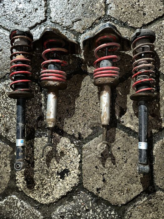 Komplet amortyzatorów sprężyny sportowe audi a4 b5