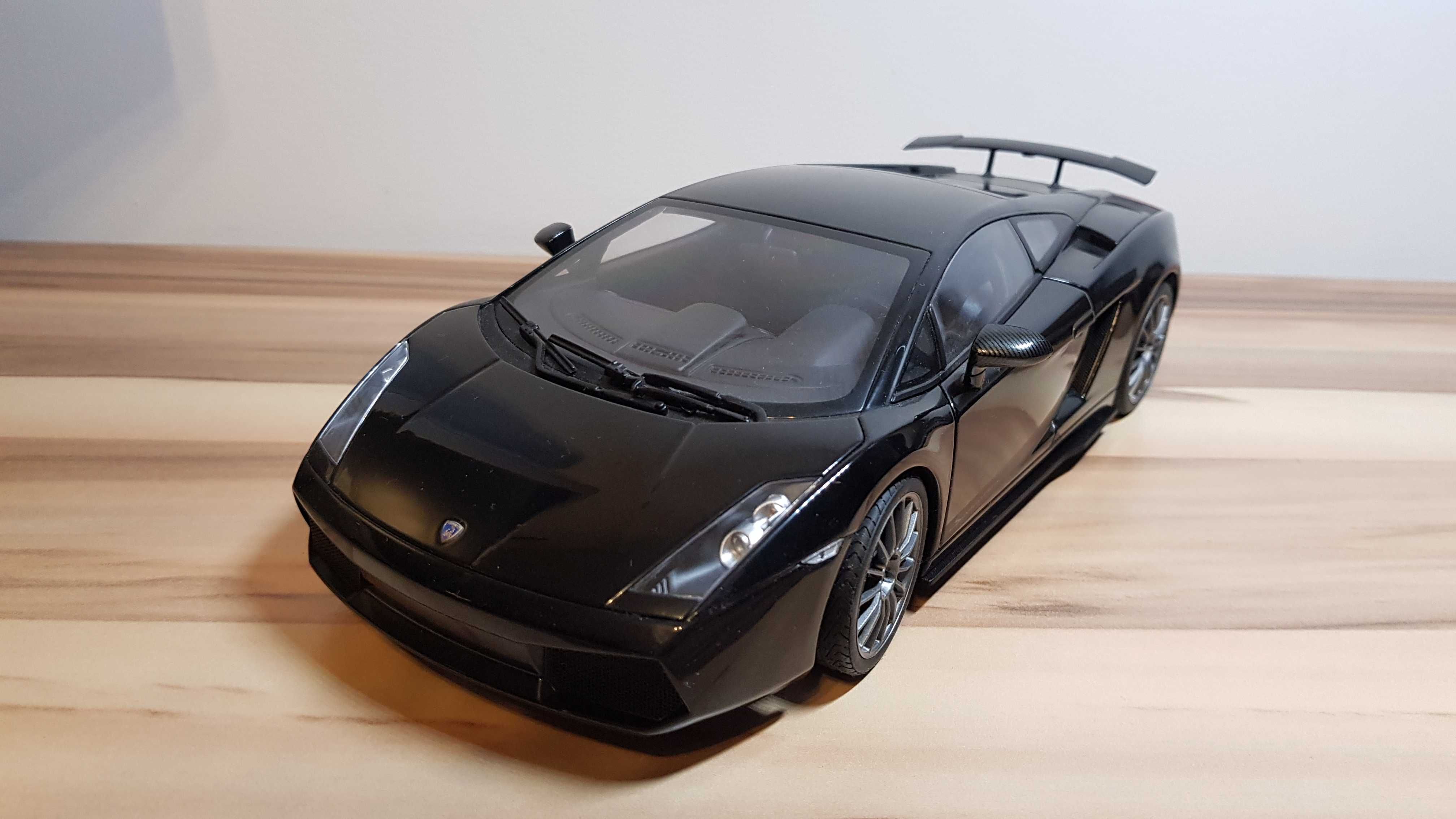 Model Lamborghini Gallardo Czarne w skali 1:18 AutoArt