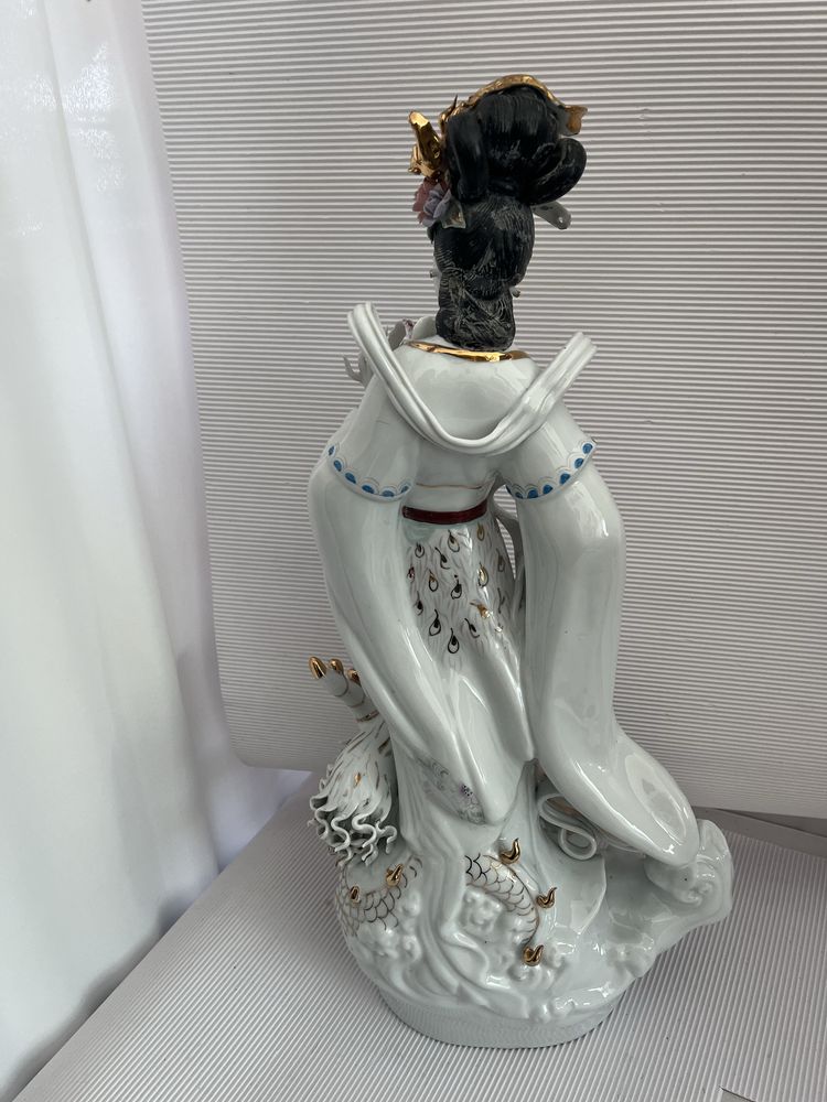 Deusa Guan Yin com Dragão e Koi (Porcelana Vintage)